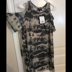 Cut out shoulder top shop top